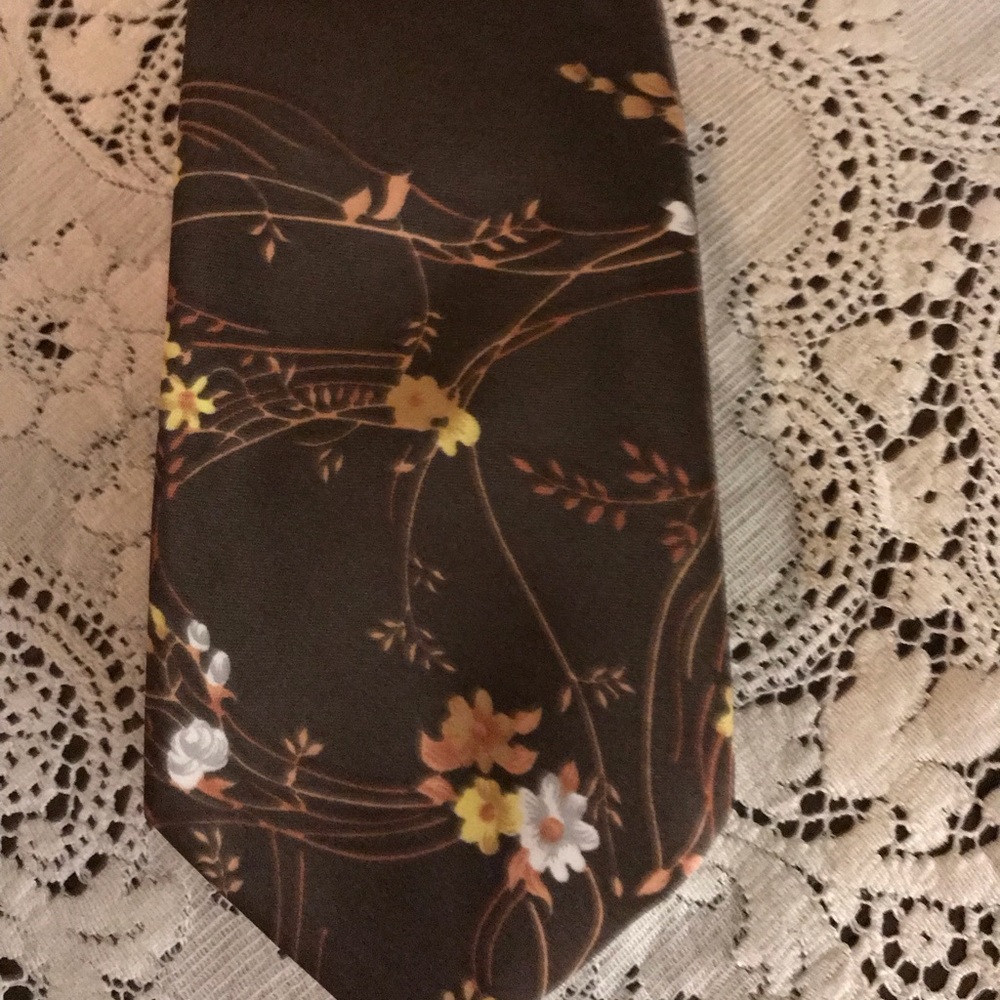 Men’s tie - Picture 2 of 2